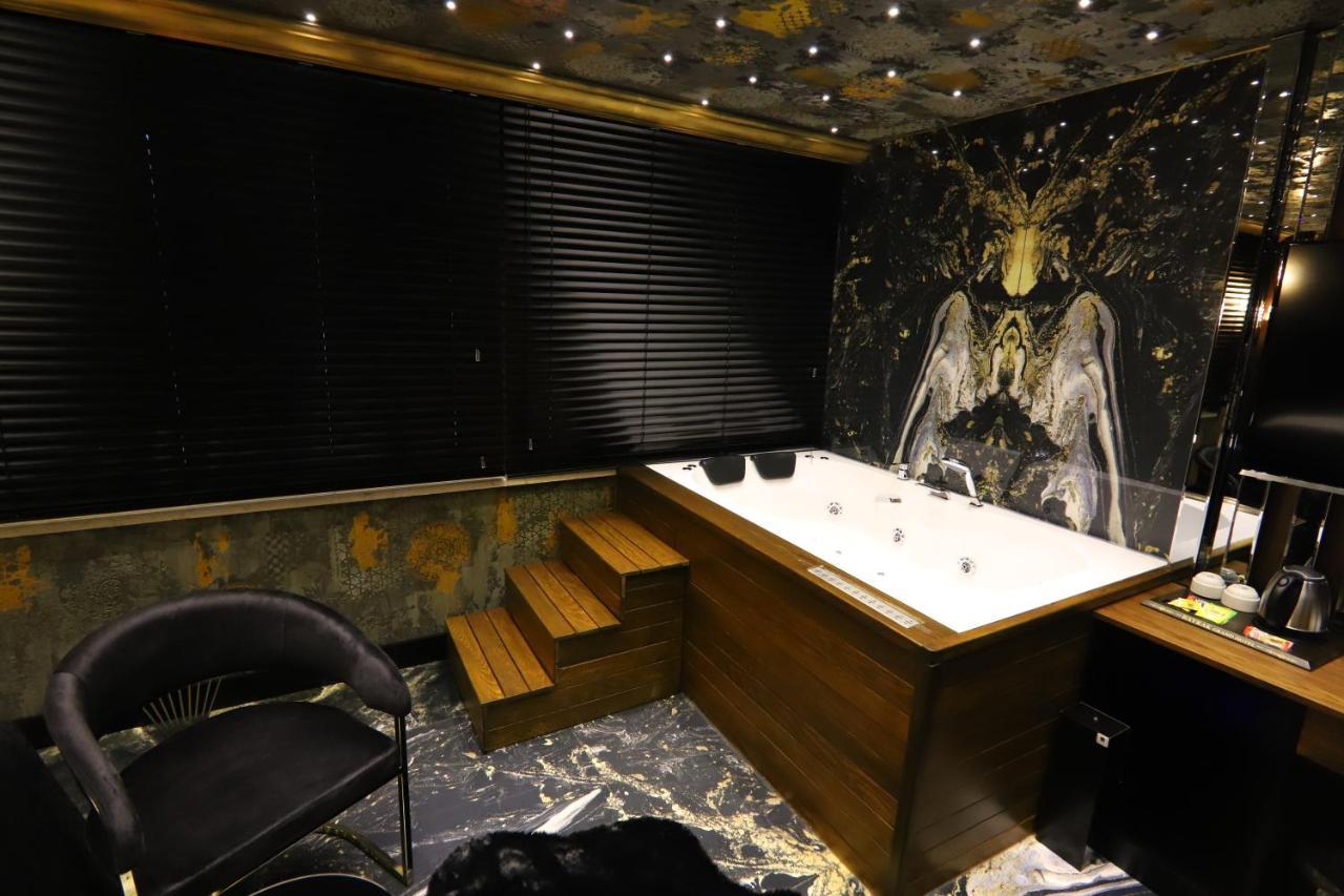 Bayrak Grand Hotel トラブゾン エクステリア 写真