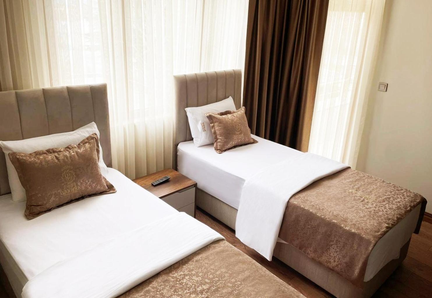Bayrak Grand Hotel トラブゾン エクステリア 写真