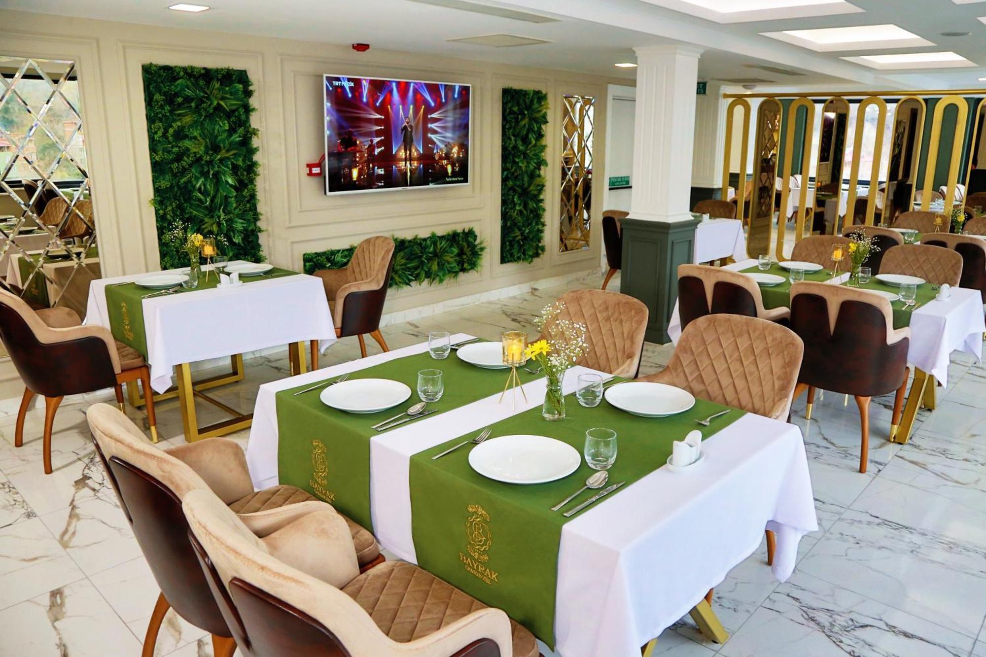 Bayrak Grand Hotel トラブゾン エクステリア 写真